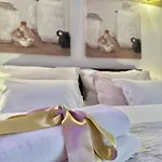 Diocletian Wine Studio Apartment Split