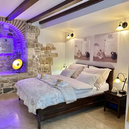 Apartment Diocletian Wine Studio Apartment Split